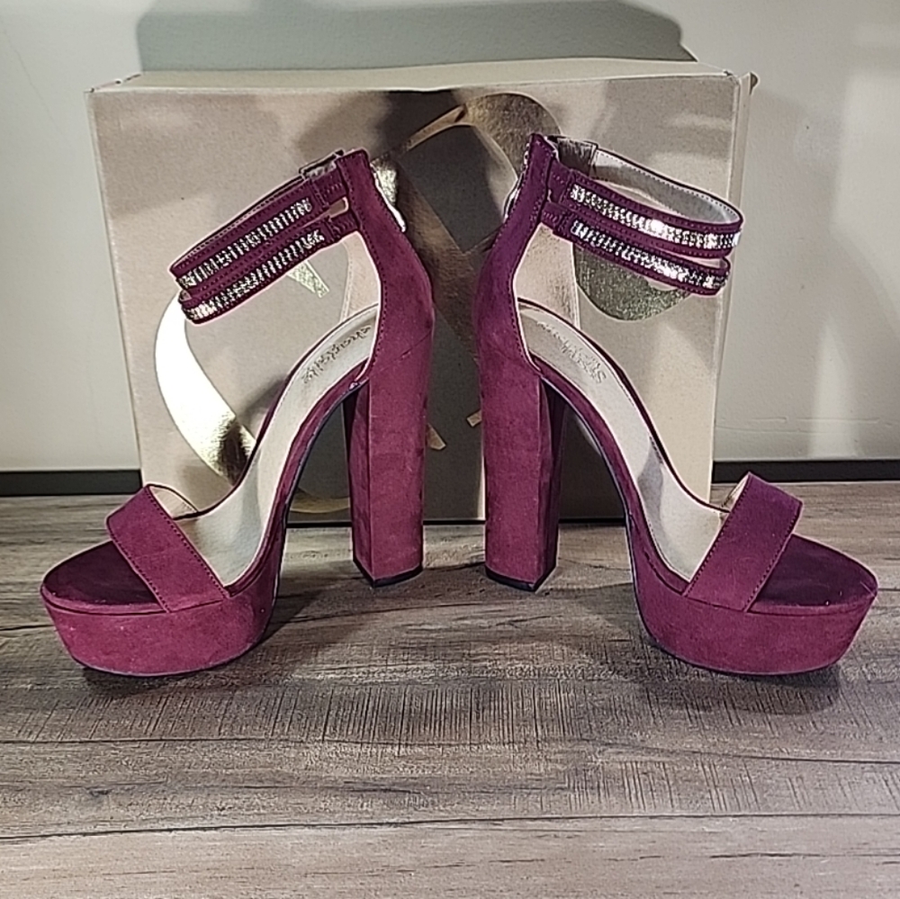 Charlotte Russe Women's High Heels  Sz 7  Wine Color  5in Heel New In Box